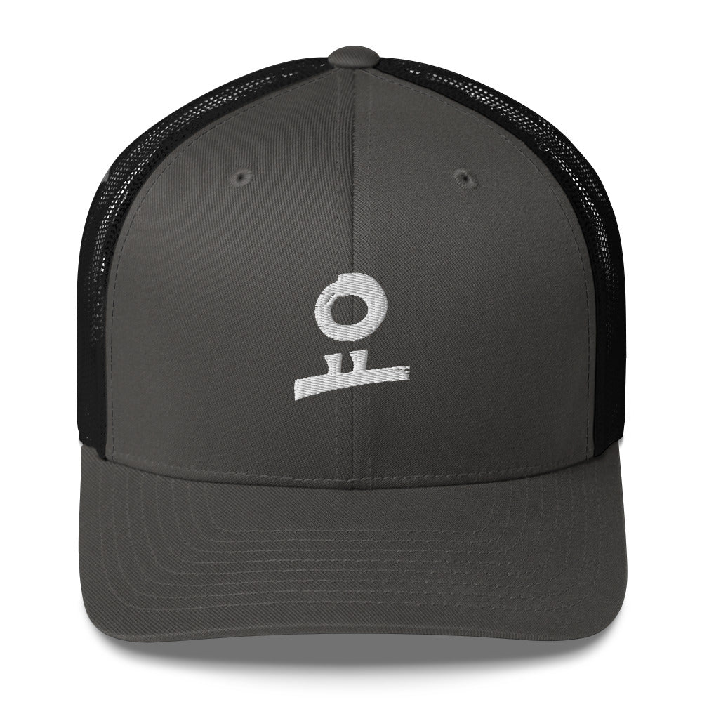 요 Trucker Cap